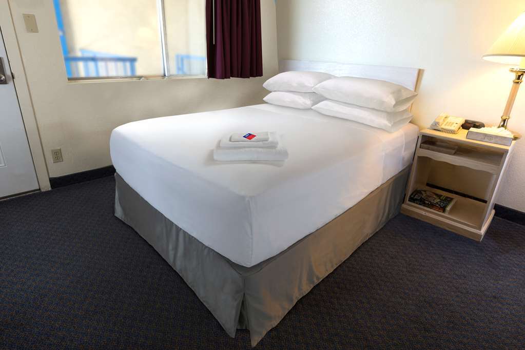 Americas Best Value Inn Of Elk City Rum bild