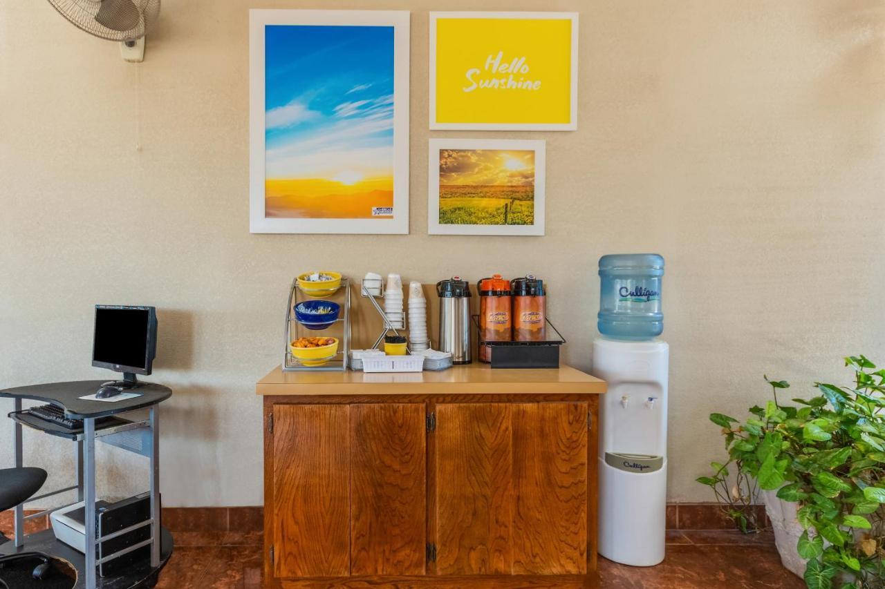 Americas Best Value Inn Of Elk City Exteriör bild